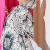 Sunflower Pattern Bamboo Crinkle Shawl - الصورة 2