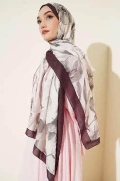 Large Flower Pattern Bamboo Crinkle Shawl Brown