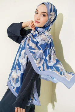 Large Flower Pattern Bamboo Crinkle Shawl