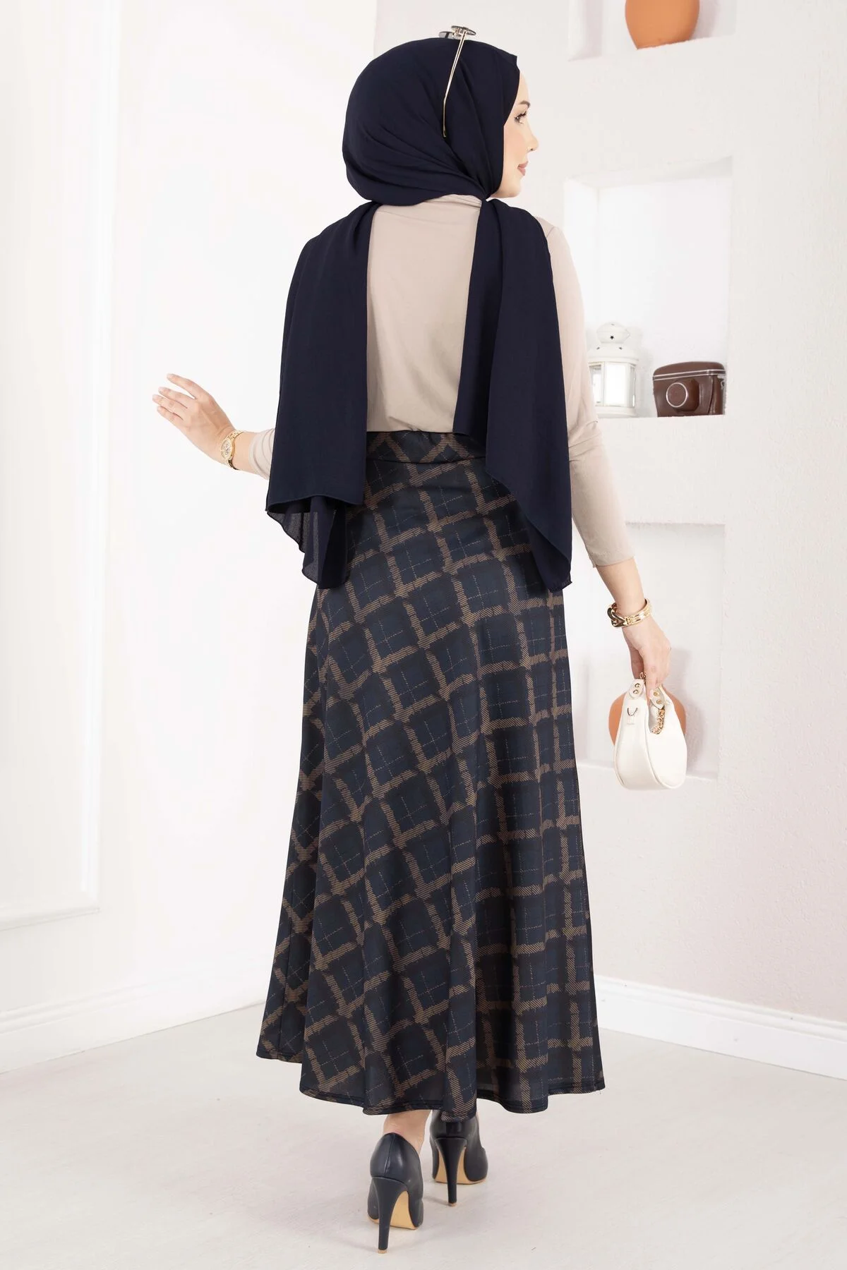 Baklava Pattern Scuba Skirt Navy Blue - Imagen 4