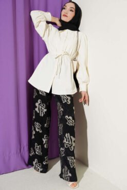 Vue alternative de Balloon Sleeve Tie Detail Tunic Ecru