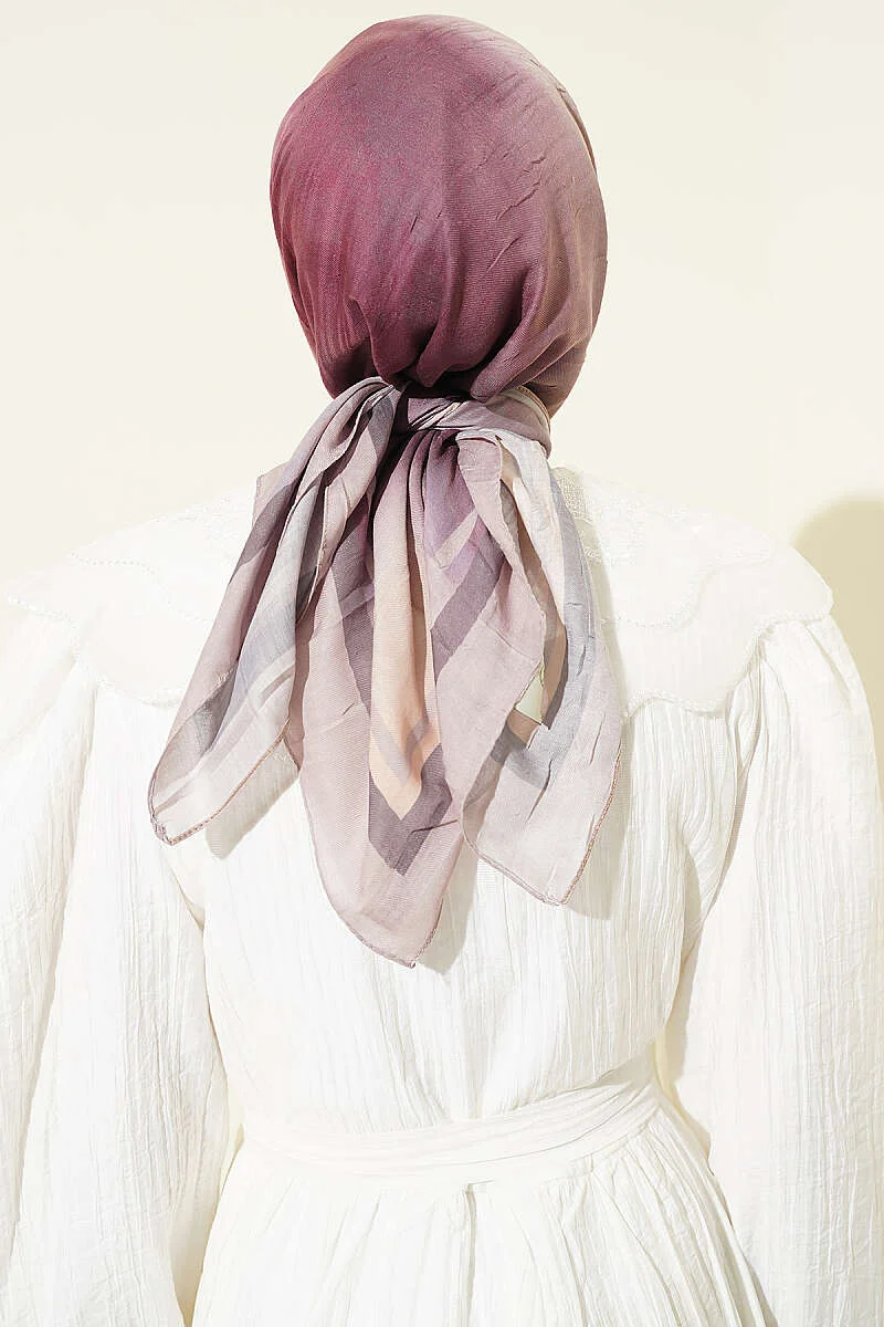 Batik Pattern Bamboo Crepe Scarf Beige – Bild 3