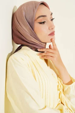 Alternative Ansicht von Batik Pattern Bamboo Crepe Scarf Brown