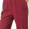 ⁦Elastic Waist Pocket Tencel Pants Burgundy⁩ - الصورة ⁦4⁩