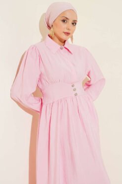 Vue alternative de Belted Half Hidden Button Dress Pink