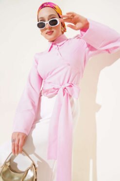 Short Shirt with Belted Detail Pink