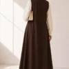 Bicycle Neck Loose Fitting Dress Brown – Image 3