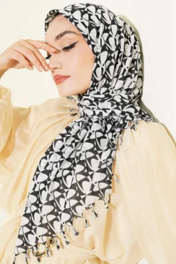 Beaded Detail Patterned Scarf Ecru