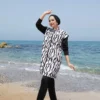 Adjustable Waist Zip-Up Modest Swimwear – Bild 4