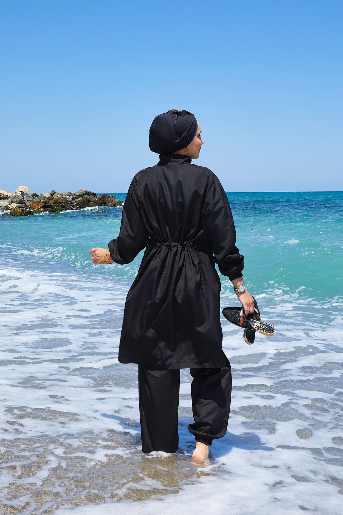 Full-Zip Modest Swimwear Black – Bild 6