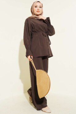 Brit Buttoned Ankle Elastic Tencel Two-Piece Set Brown