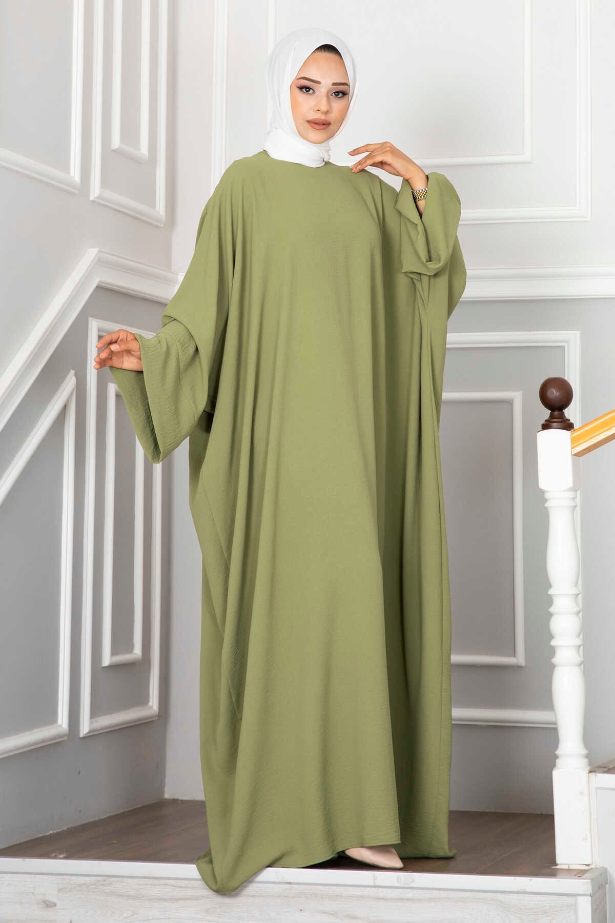Ceyda Modest Abaya Green - Image 5