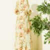 Floral Ruffled Belted Dress Green - الصورة 3