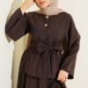 ⁦Double Gold Button Tencel Skirt Set Brown⁩ - الصورة ⁦2⁩