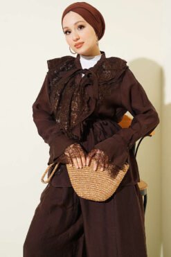 منظر بديل لـ Lace Embellished Loose Two-Piece Set Brown