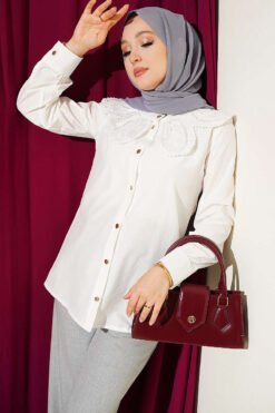 Lace Baby Collar Poplin Shirt Ecru