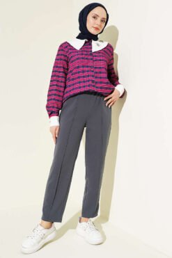 Vue alternative de Slim Fit Waistband Trousers with Side Pockets