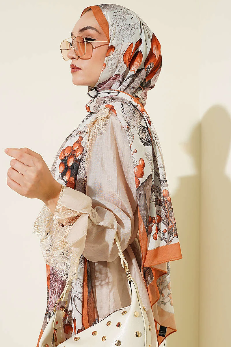 Patterned French Silk Scarf Camel - Imagen 3