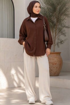 Alternatieve weergave van Oversized Off-Shoulder Shirt Brown