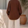 Oversized Off-Shoulder Shirt Brown – Bild 3