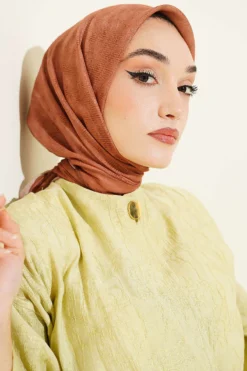 Alternative Ansicht von Striped Patterned Scarf Tan