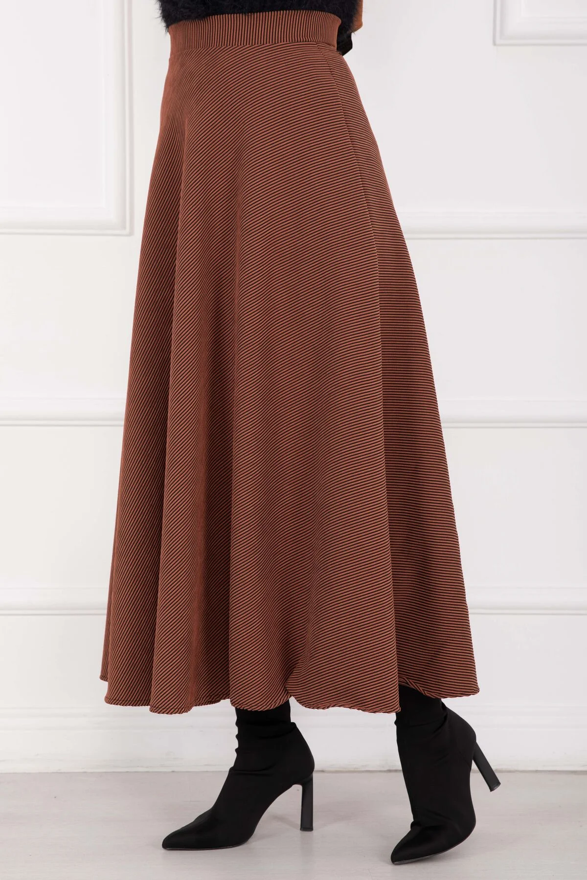Ribbed Mevlana Skirt Tan - immagine 2