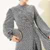 Geometric Pattern Stone-Embellished Belted Evening Dress – Bild 2
