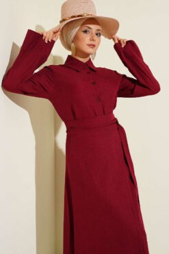 Vue alternative de Skirt Set with Gold Floral Accessory Burgundy