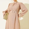 Belted Evening Dress with Gold Buckle Beige – Bild 2