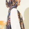 ⁦Floral Pattern French Silk Shawl⁩ - الصورة ⁦3⁩