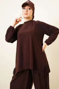 Alternative view of Sandy Two-Piece Set with Trousers Brown