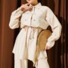 Pearl Flower Hidden Button Two-Piece Set Beige - Imagen 2