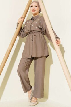 Pearl Flower Hidden Button Two-Piece Set Mink