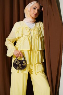 Alternative Ansicht von Layered Ruffled Tie Strap Two-Piece Set Yellow