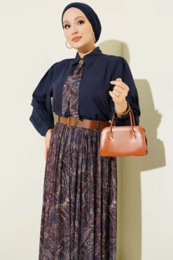 Vue alternative de Belted Patterned Skirt Set Navy Blue