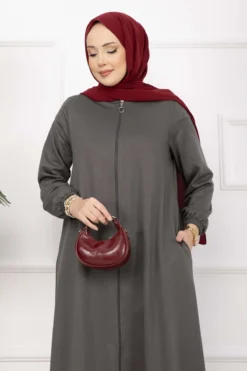 منظر بديل لـ Classic Zippered Ferace