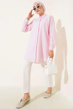 Alternative view of Classic Collar Oval Cut Shirt Pink