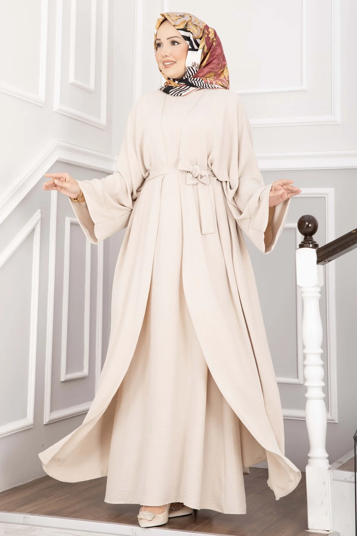Leyli Modest Abaya Set Cream - immagine 5