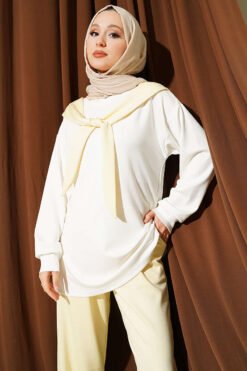 Alternative Ansicht von Shoulder Scarf Detailed Two-Piece Set Yellow