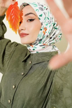 Lumea Patterned Soft Scarf Beige