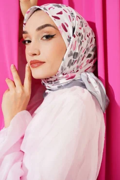 Lumea Patterned Soft Scarf Grey
