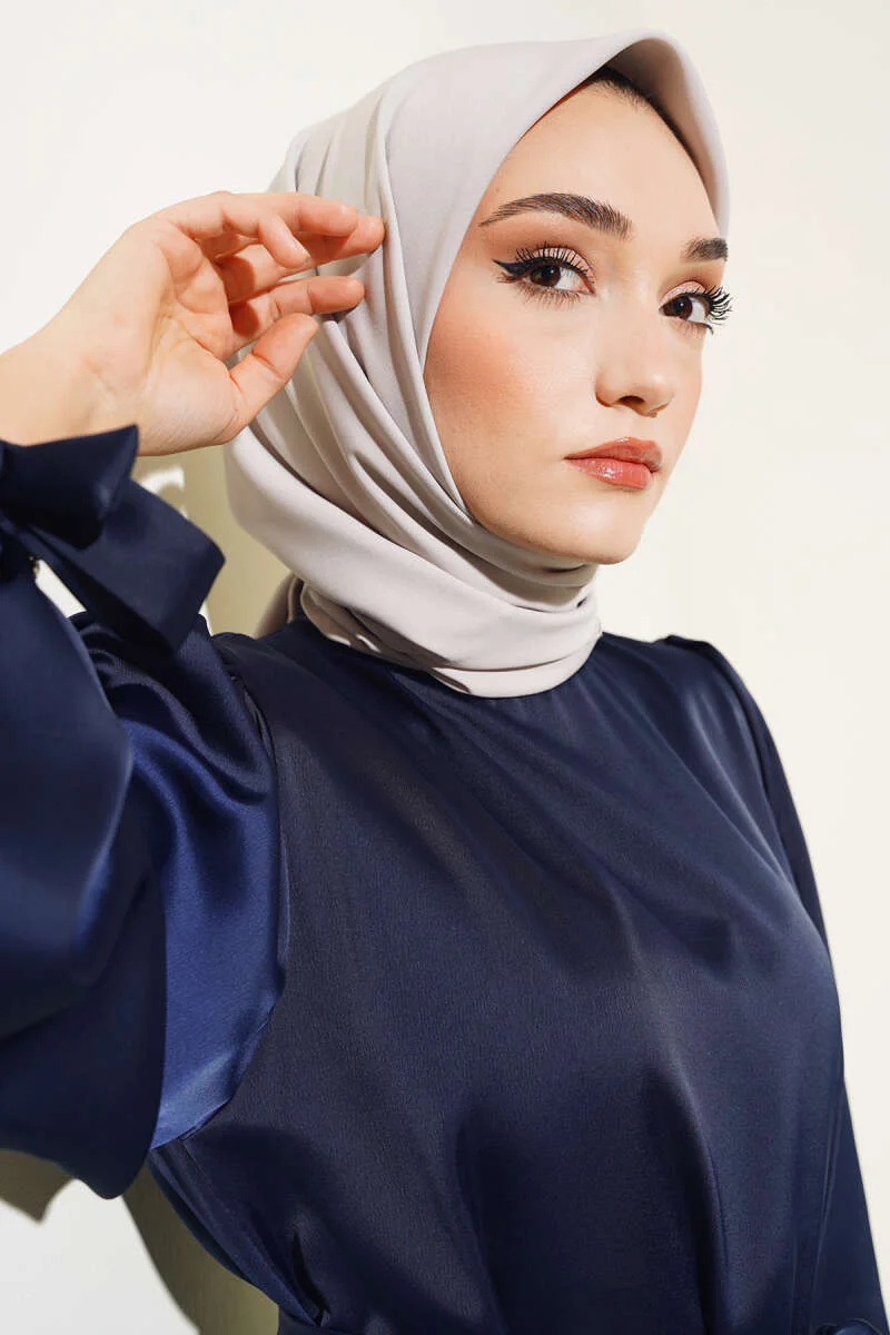 Madinah Silk Scarf Beige