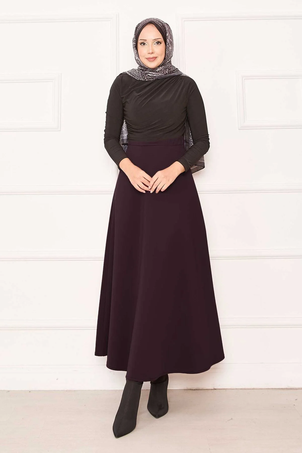 Mevlana Scuba Skirt Burgundy – Image 3