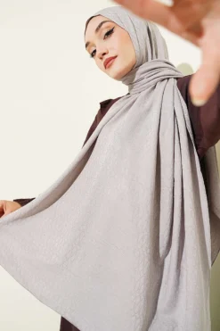 Alternative view of Monogram Pattern Cotton Ayrobin Shawl