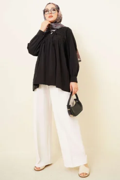 Vue alternative de Gathered Front Modal Tunic Black