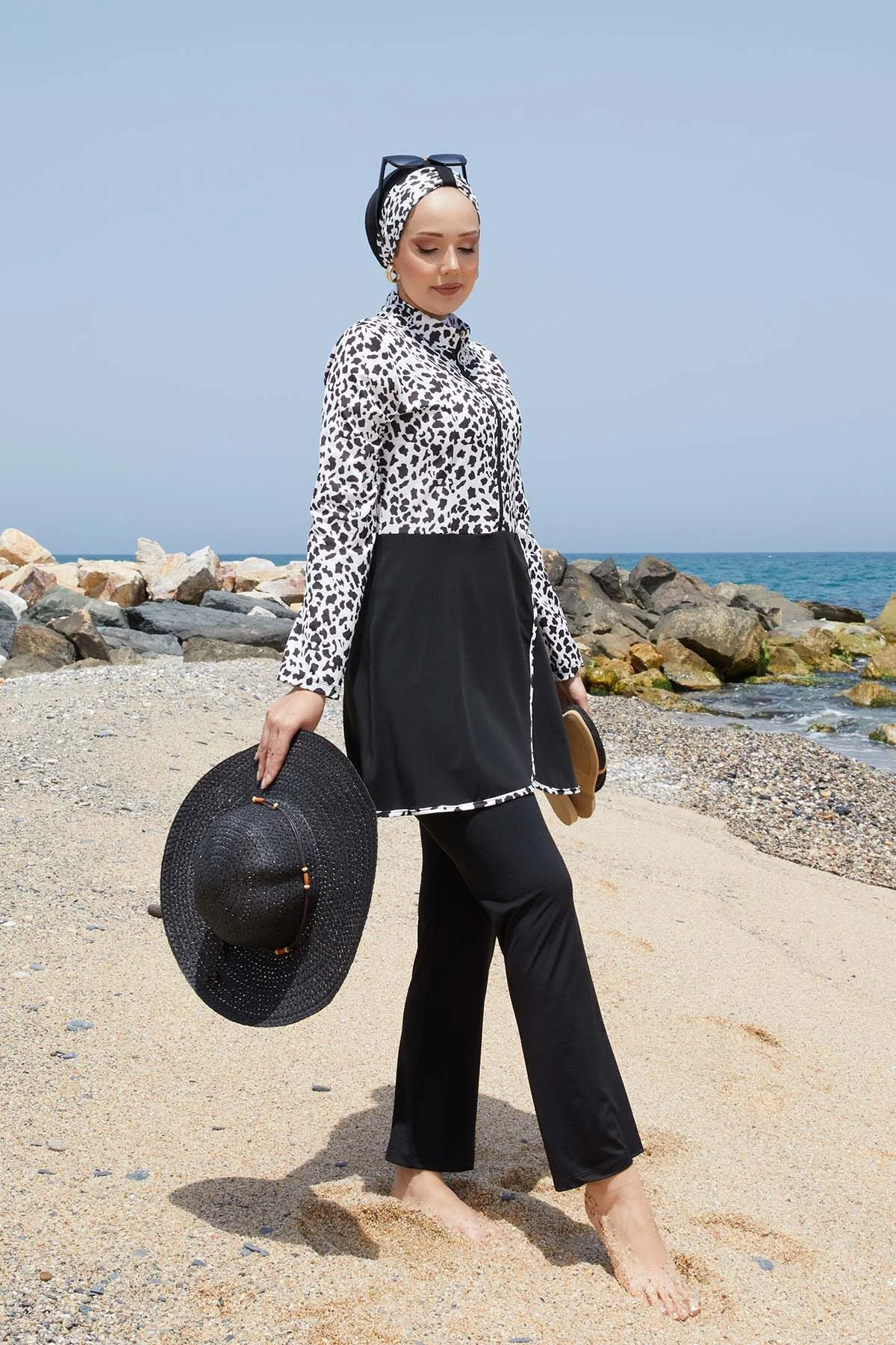 Half-Zip Front Skirted Modest Swimwear - الصورة 5