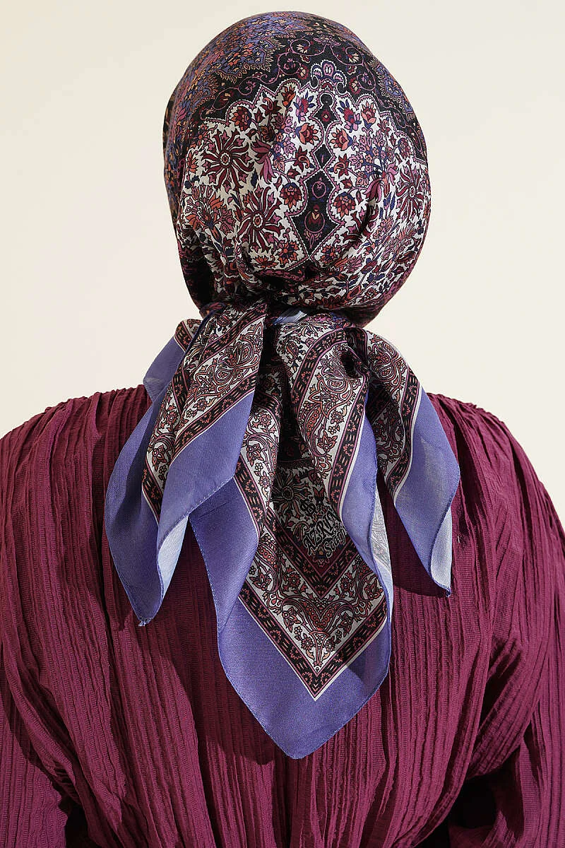 Authentic Patterned Scarf - الصورة 3