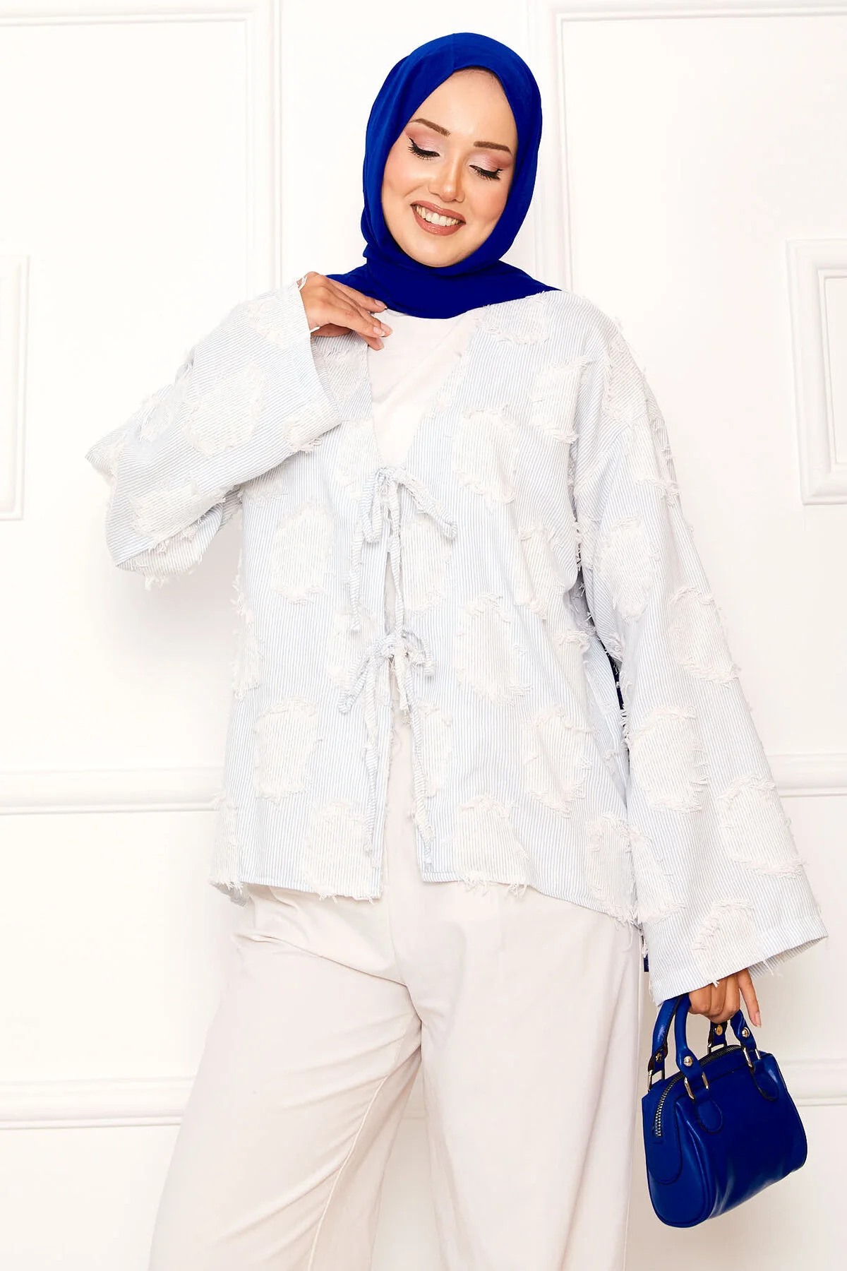 Fringe Detail Tied Front Kimono Blue – Image 5