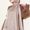 Soft Paisley Motif Scarf Beige - الصورة 2