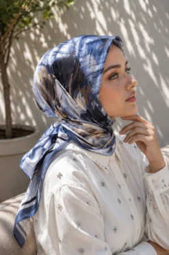 Pastel Flower Pattern Scarf Series Indigo